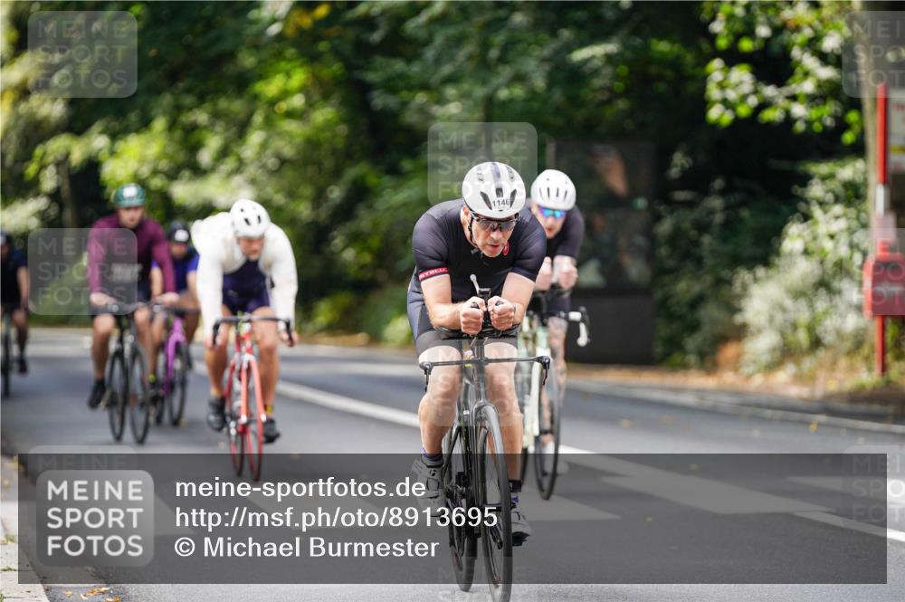 14.09.2025 - Stadtparktriathlon Michael Burmester http://msf.ph/oto/8913695 14.09.2025 12:04:33 Radfahren 1027, 1053, 1081, 1123, 1146, 1183, 1189, 1214 meine-sportfotos.de