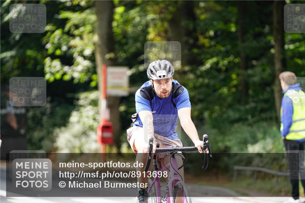 14.09.2025 - Stadtparktriathlon Michael Burmester http://msf.ph/oto/8913698 14.09.2025 12:04:36 Radfahren 1027, 1050, 1053, 1081, 1123, 1145, 1146, 1183, 1214 meine-sportfotos.de