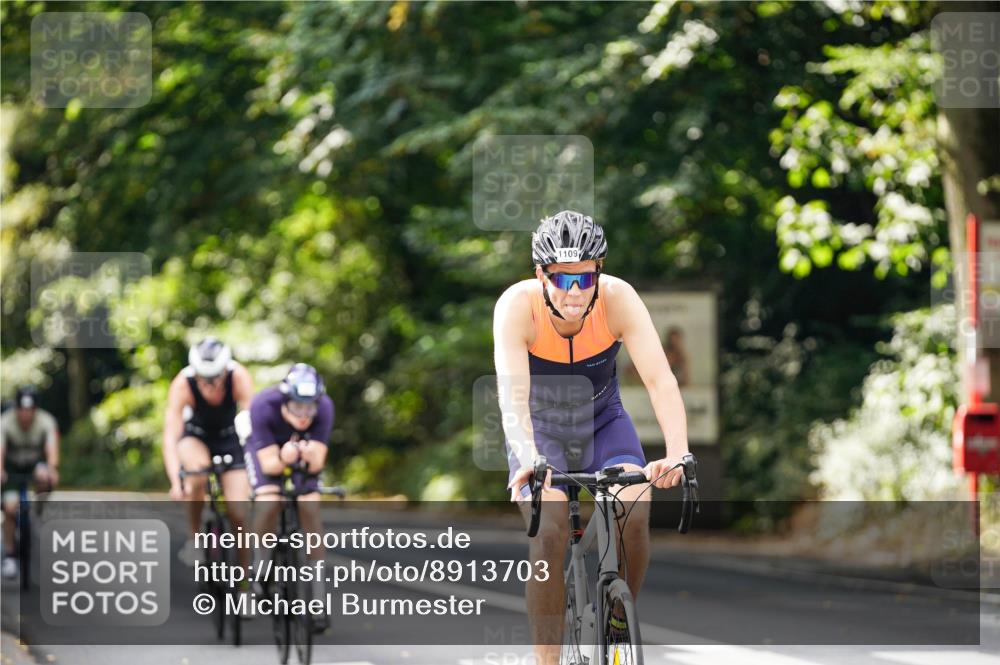 14.09.2025 - Stadtparktriathlon Michael Burmester http://msf.ph/oto/8913703 14.09.2025 12:04:49 Radfahren 1043, 1050, 1075, 1080, 1103, 1109, 1145 meine-sportfotos.de