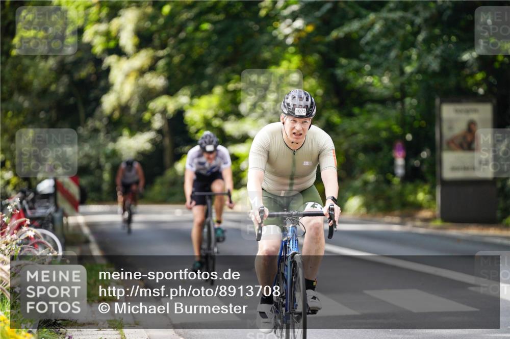 14.09.2025 - Stadtparktriathlon Michael Burmester http://msf.ph/oto/8913708 14.09.2025 12:04:52 Radfahren 1043, 1075, 1080, 1103, 1109, 1147 meine-sportfotos.de