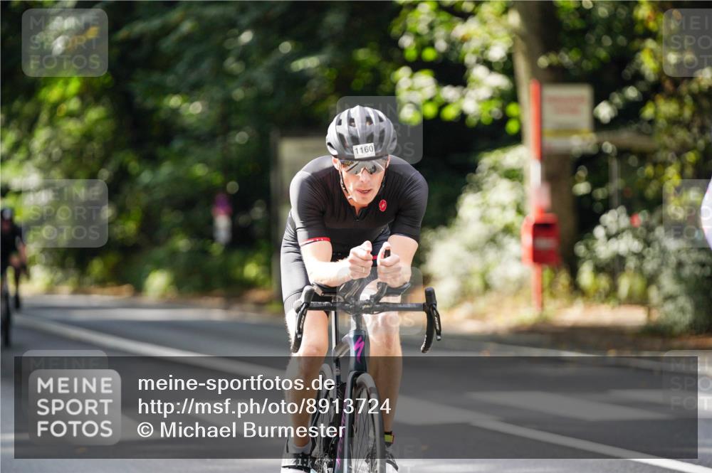 14.09.2025 - Stadtparktriathlon Michael Burmester http://msf.ph/oto/8913724 14.09.2025 12:05:18 Radfahren 1040, 1083, 1143, 1155, 1159, 1160 meine-sportfotos.de