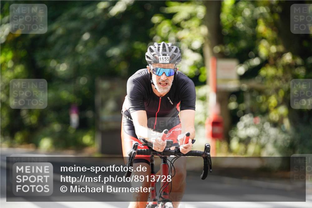 14.09.2025 - Stadtparktriathlon Michael Burmester http://msf.ph/oto/8913728 14.09.2025 12:05:22 Radfahren 1061, 1083, 1112, 1143, 1155, 1160 meine-sportfotos.de