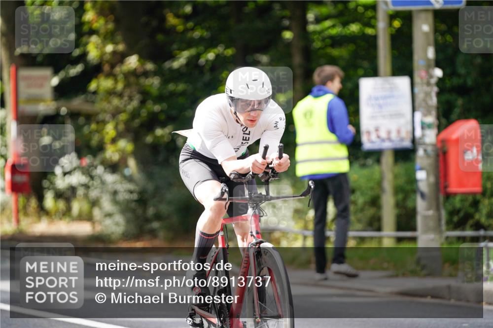 14.09.2025 - Stadtparktriathlon Michael Burmester http://msf.ph/oto/8913737 14.09.2025 12:05:34 Radfahren 1061, 1084, 1088, 1101, 1102, 1112, 1219 meine-sportfotos.de
