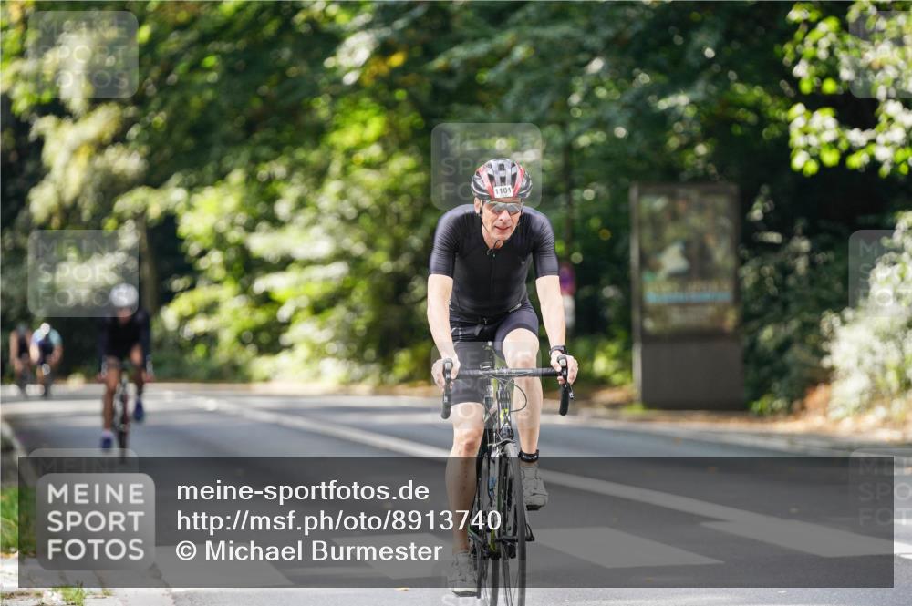 14.09.2025 - Stadtparktriathlon Michael Burmester http://msf.ph/oto/8913740 14.09.2025 12:05:36 Radfahren 1084, 1088, 1101, 1102, 1219 meine-sportfotos.de