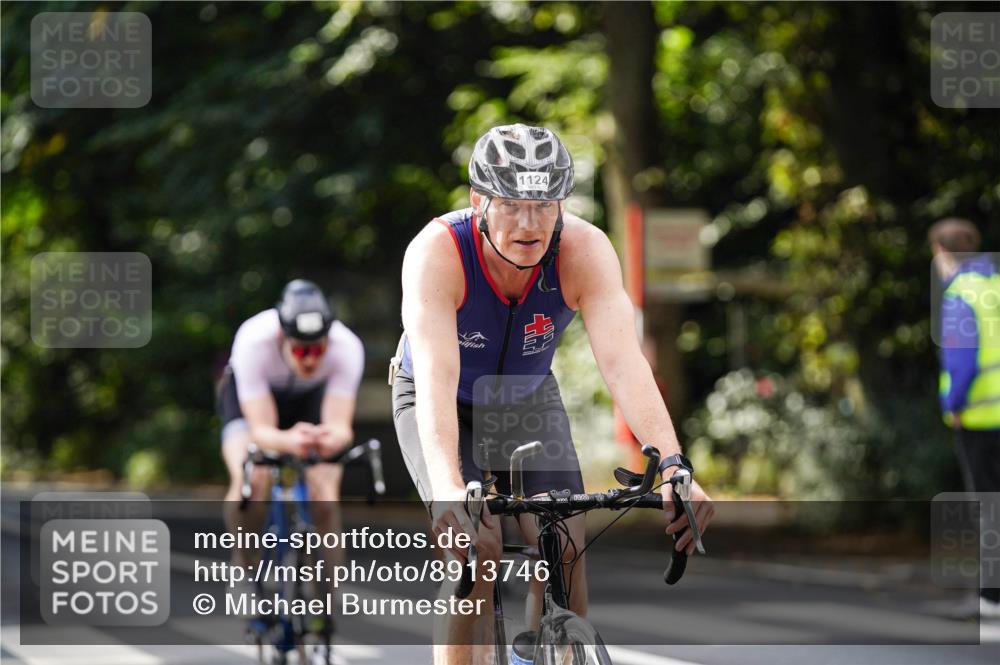 14.09.2025 - Stadtparktriathlon Michael Burmester http://msf.ph/oto/8913746 14.09.2025 12:05:50 Radfahren 1097, 1124, 1125, 1128, 1151, 1171, 1178, 1199 meine-sportfotos.de