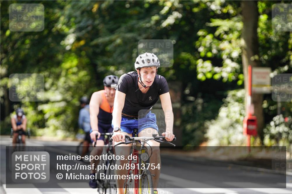 14.09.2025 - Stadtparktriathlon Michael Burmester http://msf.ph/oto/8913754 14.09.2025 12:05:58 Radfahren 1078, 1097, 1151, 1171, 1178, 1199, 1213 meine-sportfotos.de