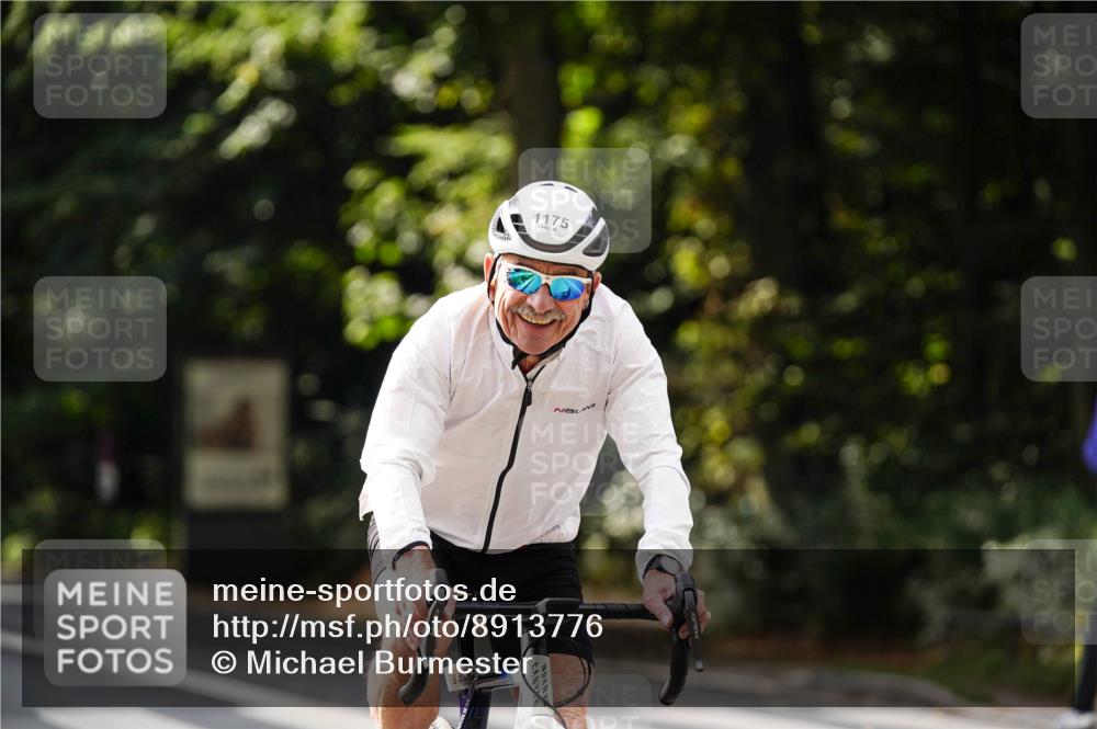 14.09.2025 - Stadtparktriathlon Michael Burmester http://msf.ph/oto/8913776 14.09.2025 12:06:41 Radfahren 1051, 1175 meine-sportfotos.de