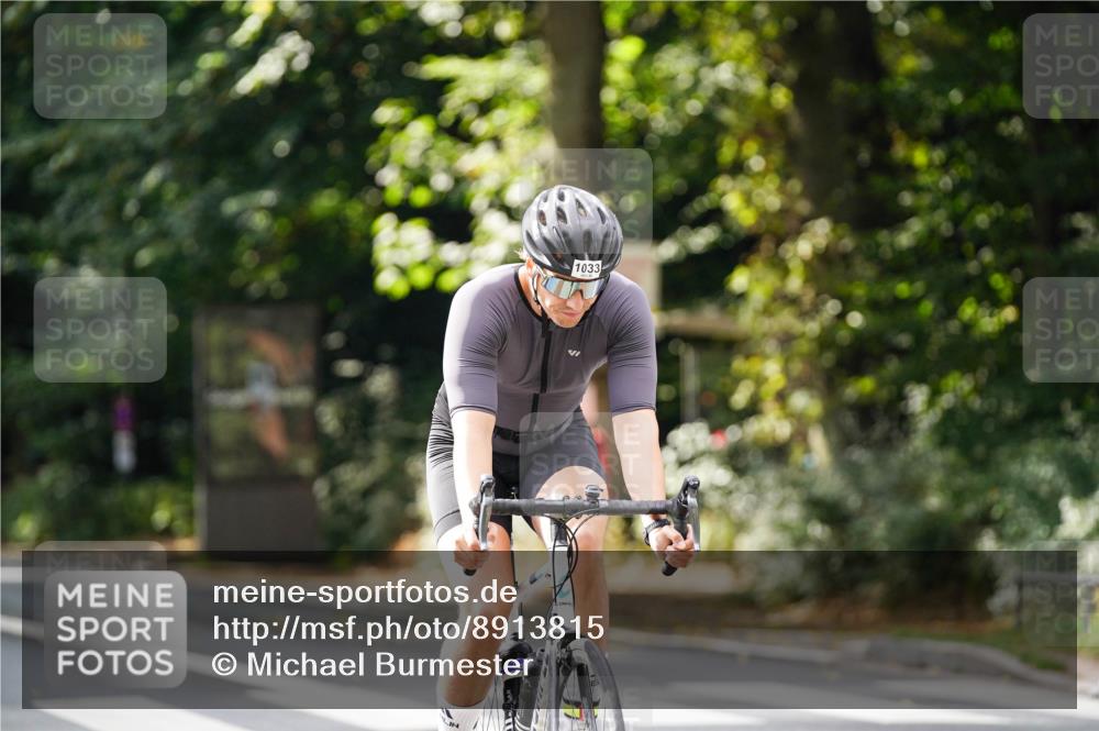 14.09.2025 - Stadtparktriathlon Michael Burmester http://msf.ph/oto/8913815 14.09.2025 12:07:49 Radfahren 1033, 1047, 1048, 1063, 1150, 1187, 1192, 1202, 1209 meine-sportfotos.de