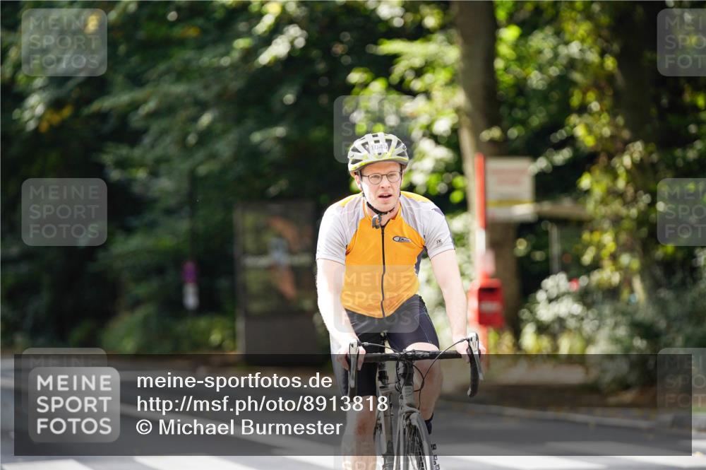 14.09.2025 - Stadtparktriathlon Michael Burmester http://msf.ph/oto/8913818 14.09.2025 12:07:51 Radfahren 1033, 1047, 1048, 1150, 1182, 1187, 1192, 1202, 1209 meine-sportfotos.de