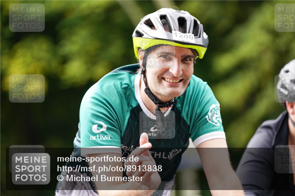 14.09.2025 - Stadtparktriathlon Michael Burmester http://msf.ph/oto/8913838 14.09.2025 12:08:15 Radfahren 1031, 1062, 1099, 1168, 1200, 1215 meine-sportfotos.de