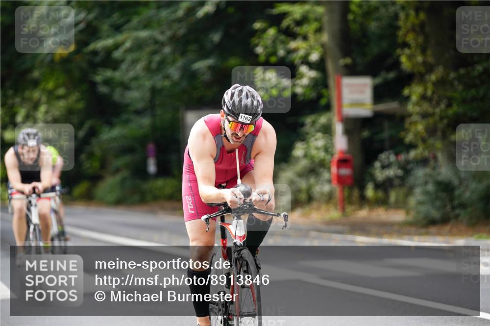 14.09.2025 - Stadtparktriathlon Michael Burmester http://msf.ph/oto/8913846 14.09.2025 12:08:34 Radfahren 1039, 1058, 1060, 1064, 1162, 1174, 1185 meine-sportfotos.de