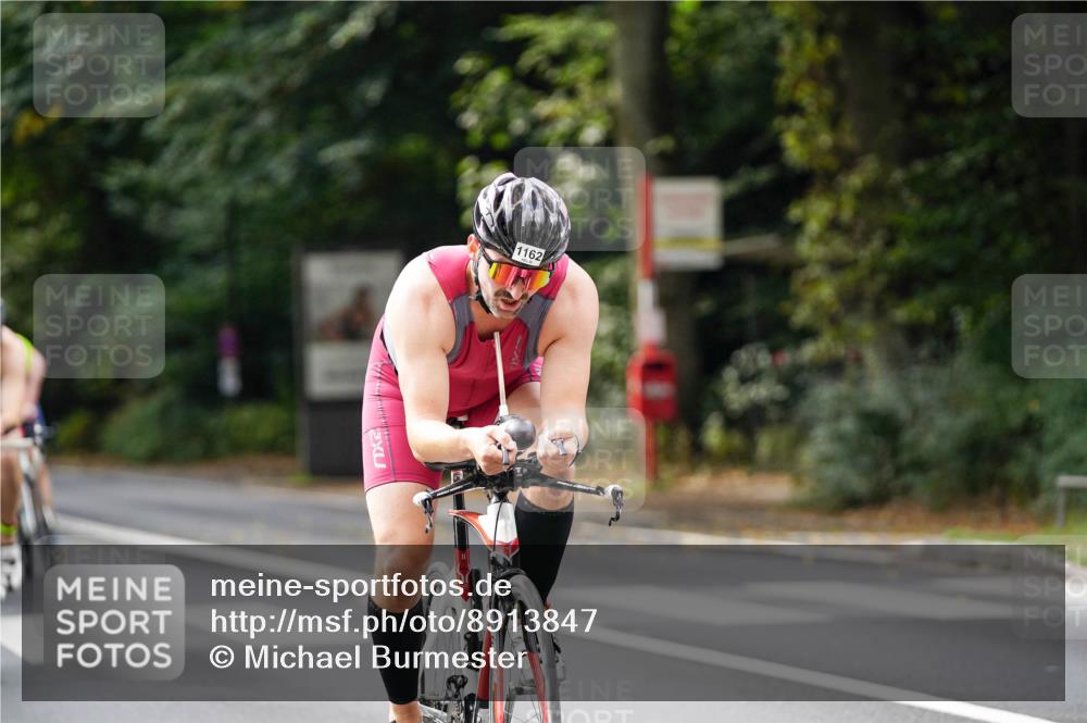 14.09.2025 - Stadtparktriathlon Michael Burmester http://msf.ph/oto/8913847 14.09.2025 12:08:34 Radfahren 1039, 1058, 1060, 1064, 1162, 1174, 1185 meine-sportfotos.de
