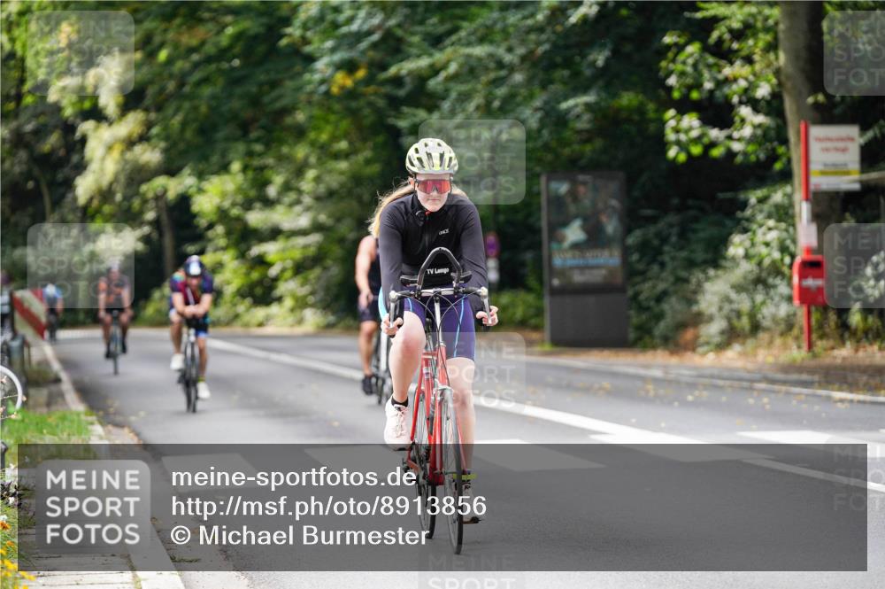 14.09.2025 - Stadtparktriathlon Michael Burmester http://msf.ph/oto/8913856 14.09.2025 12:08:42 Radfahren 1019, 1039, 1058, 1060, 1086, 1174, 1186, 1210 meine-sportfotos.de