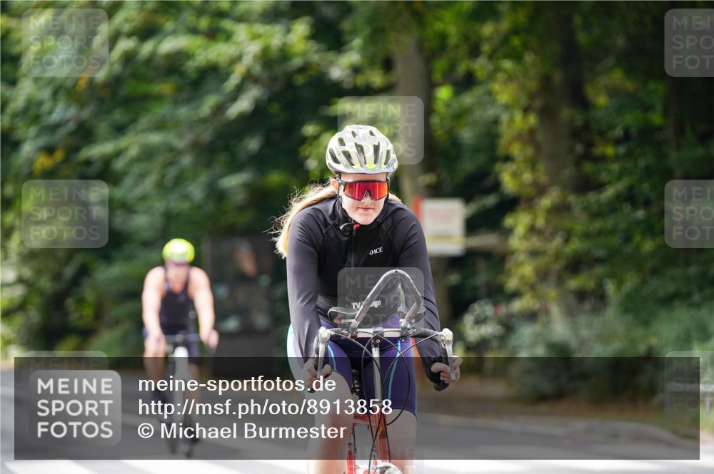 14.09.2025 - Stadtparktriathlon Michael Burmester http://msf.ph/oto/8913858 14.09.2025 12:08:43 Radfahren 1019, 1039, 1058, 1086, 1174, 1186, 1210 meine-sportfotos.de