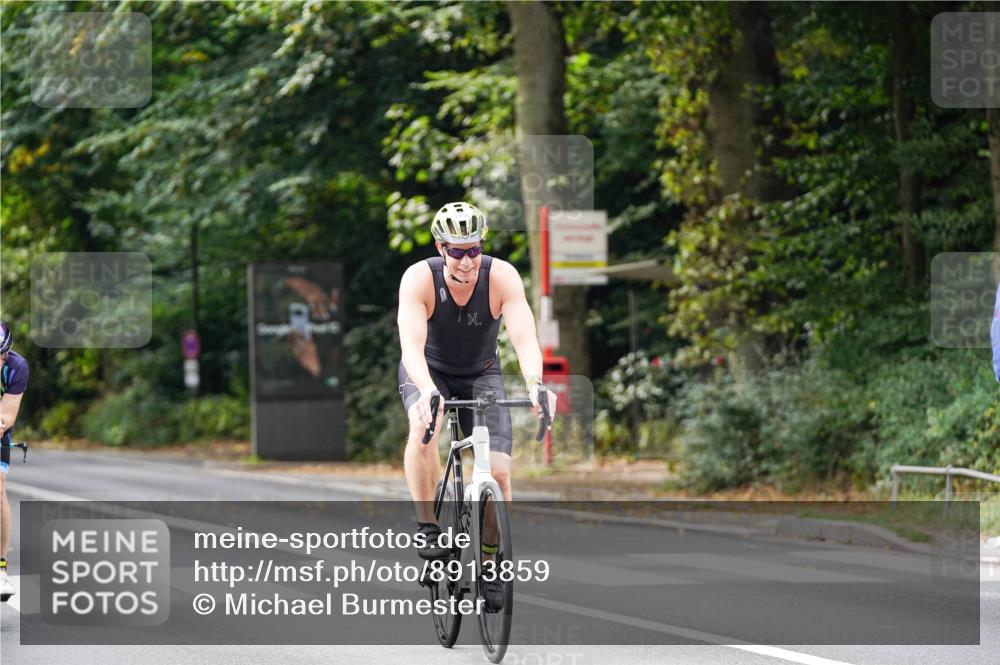 14.09.2025 - Stadtparktriathlon Michael Burmester http://msf.ph/oto/8913859 14.09.2025 12:08:44 Radfahren 1019, 1039, 1058, 1086, 1164, 1186, 1210 meine-sportfotos.de