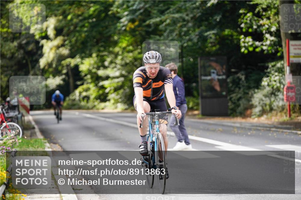 14.09.2025 - Stadtparktriathlon Michael Burmester http://msf.ph/oto/8913863 14.09.2025 12:08:47 Radfahren 1019, 1086, 1164, 1186, 1210 meine-sportfotos.de