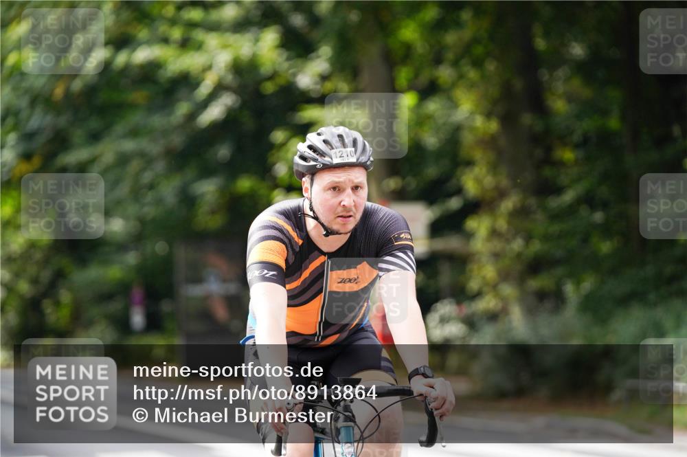 14.09.2025 - Stadtparktriathlon Michael Burmester http://msf.ph/oto/8913864 14.09.2025 12:08:48 Radfahren 1019, 1086, 1164, 1186, 1210 meine-sportfotos.de