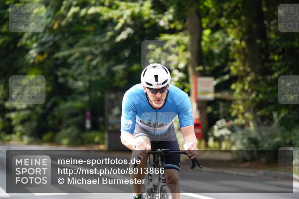 14.09.2025 - Stadtparktriathlon Michael Burmester http://msf.ph/oto/8913866 14.09.2025 12:08:52 Radfahren 1087, 1152, 1164, 1210 meine-sportfotos.de