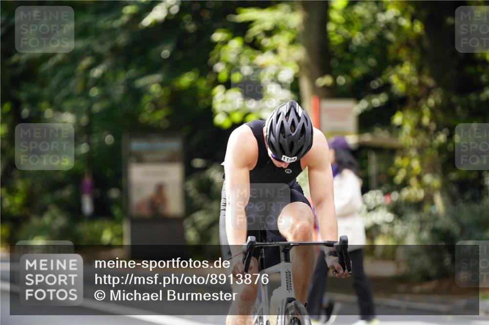14.09.2025 - Stadtparktriathlon Michael Burmester http://msf.ph/oto/8913876 14.09.2025 12:09:04 Radfahren 1046, 1087, 1152, 1194 meine-sportfotos.de