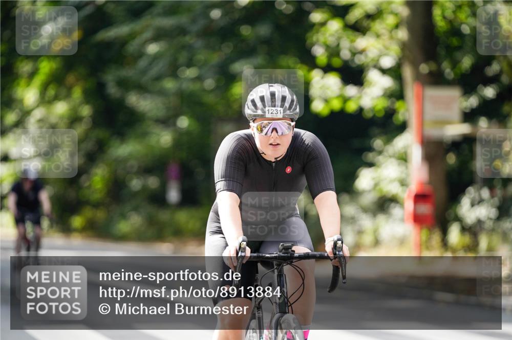 14.09.2025 - Stadtparktriathlon Michael Burmester http://msf.ph/oto/8913884 14.09.2025 12:16:21 Radfahren 1098, 1152, 1208, 1231, 1287, 1301 meine-sportfotos.de
