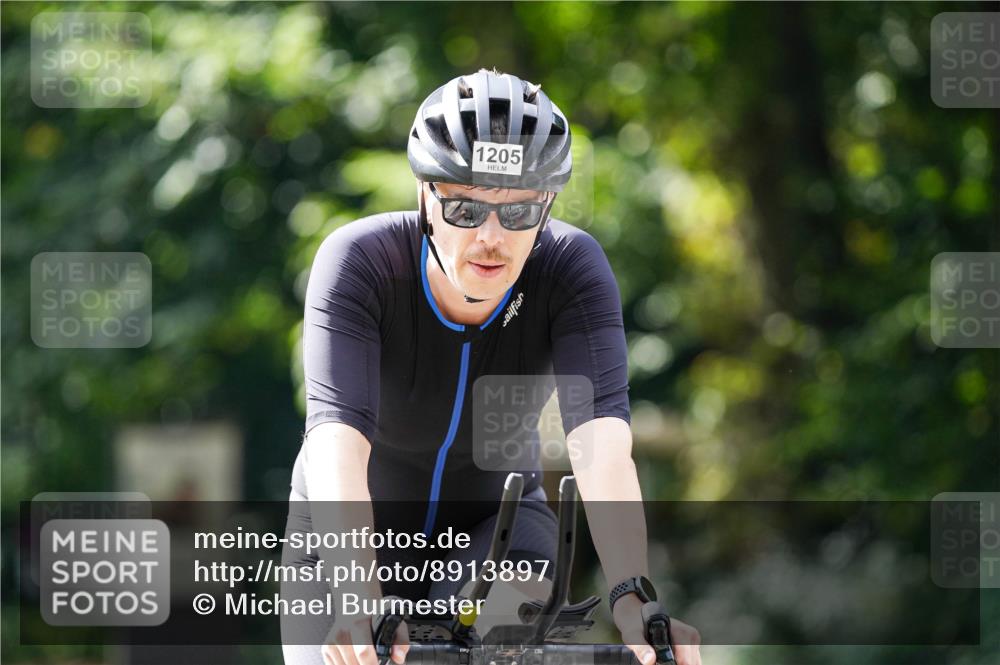 14.09.2025 - Stadtparktriathlon Michael Burmester http://msf.ph/oto/8913897 14.09.2025 12:17:51 Radfahren 1133, 1141, 1149, 1167, 1200, 1205, 1220, 1310 meine-sportfotos.de