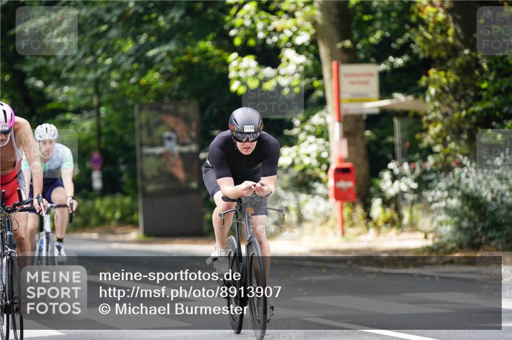14.09.2025 - Stadtparktriathlon Michael Burmester http://msf.ph/oto/8913907 14.09.2025 12:18:30 Radfahren 1085, 1139, 1144, 1170, 1176, 1178, 1218, 1245, 1247, 1260, 1297 meine-sportfotos.de