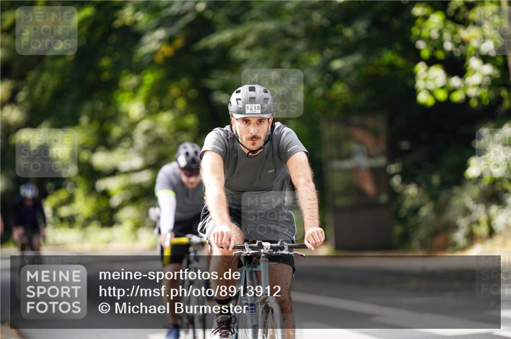 14.09.2025 - Stadtparktriathlon Michael Burmester http://msf.ph/oto/8913912 14.09.2025 12:18:34 Radfahren 1085, 1139, 1144, 1170, 1176, 1178, 1218, 1260, 1304 meine-sportfotos.de