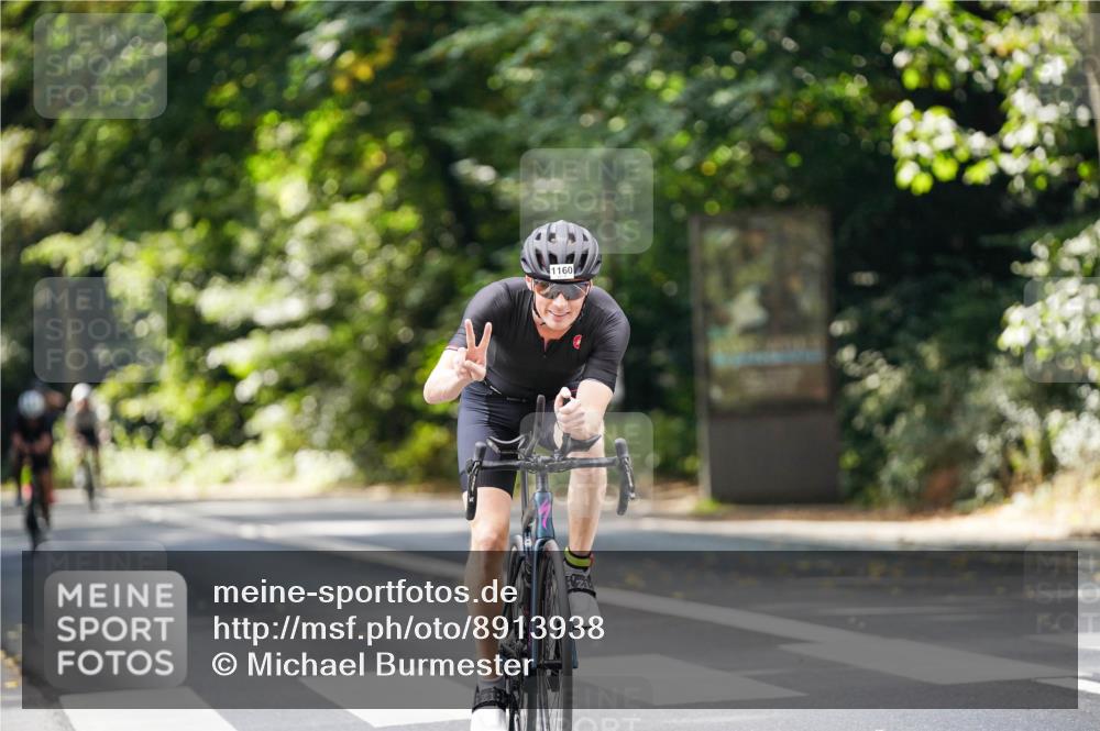 14.09.2025 - Stadtparktriathlon Michael Burmester http://msf.ph/oto/8913938 14.09.2025 12:19:36 Radfahren 1146, 1160, 1217, 1242, 1250, 1286 meine-sportfotos.de