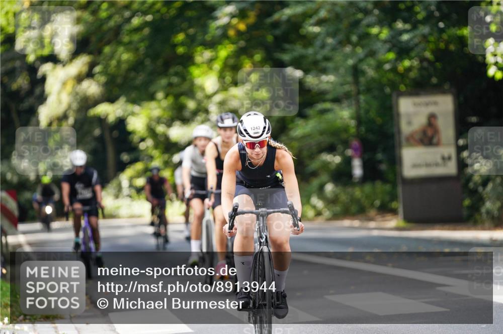 14.09.2025 - Stadtparktriathlon Michael Burmester http://msf.ph/oto/8913944 14.09.2025 12:19:42 Radfahren 1146, 1157, 1160, 1223, 1242, 1252, 1286, 1296 meine-sportfotos.de