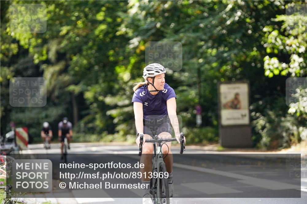 14.09.2025 - Stadtparktriathlon Michael Burmester http://msf.ph/oto/8913969 14.09.2025 12:20:37 Radfahren 1137, 1142, 1171, 1188, 1244 meine-sportfotos.de