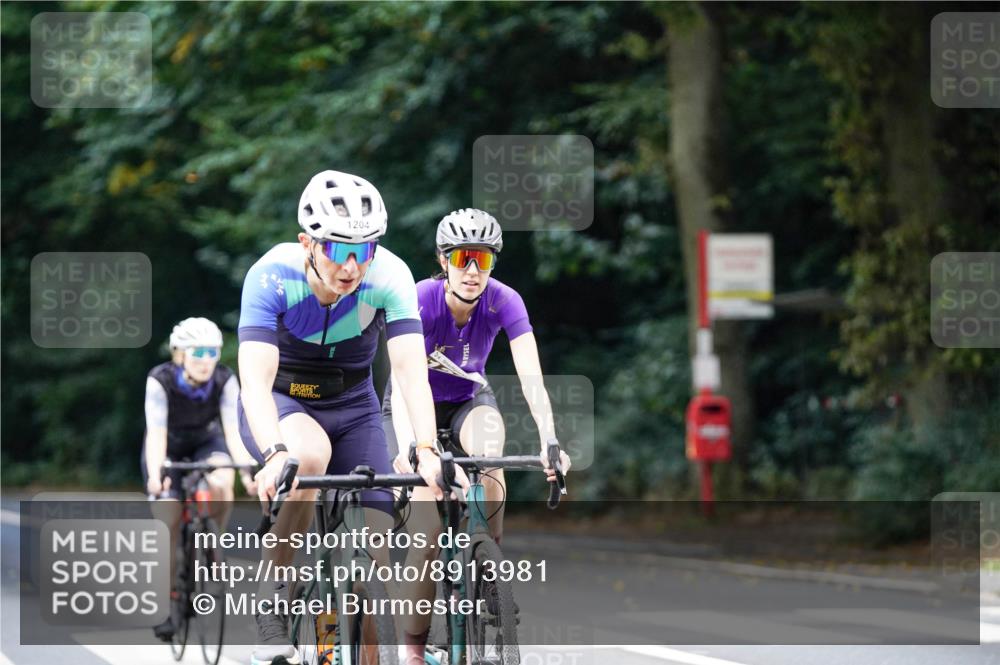 14.09.2025 - Stadtparktriathlon Michael Burmester http://msf.ph/oto/8913981 14.09.2025 12:21:07 Radfahren 1122, 1168, 1197, 1204, 1264, 1291, 1319 meine-sportfotos.de