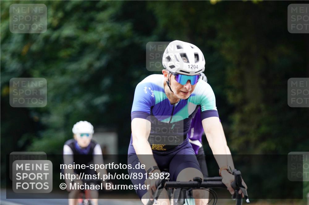 14.09.2025 - Stadtparktriathlon Michael Burmester http://msf.ph/oto/8913982 14.09.2025 12:21:07 Radfahren 1122, 1168, 1197, 1204, 1264, 1291, 1319 meine-sportfotos.de