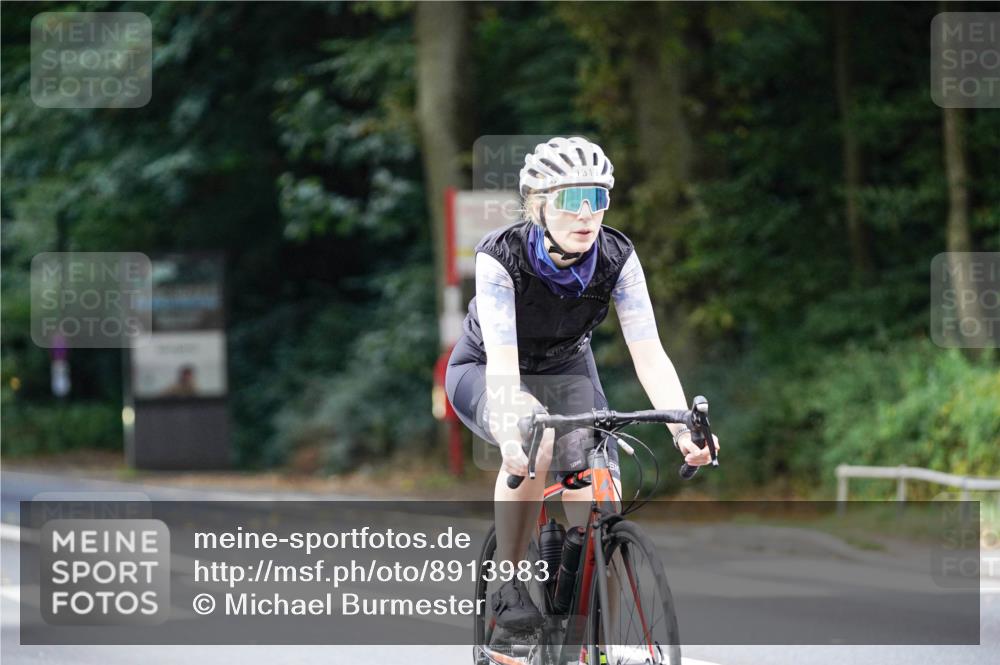 14.09.2025 - Stadtparktriathlon Michael Burmester http://msf.ph/oto/8913983 14.09.2025 12:21:08 Radfahren 1122, 1168, 1197, 1204, 1264, 1291, 1319 meine-sportfotos.de