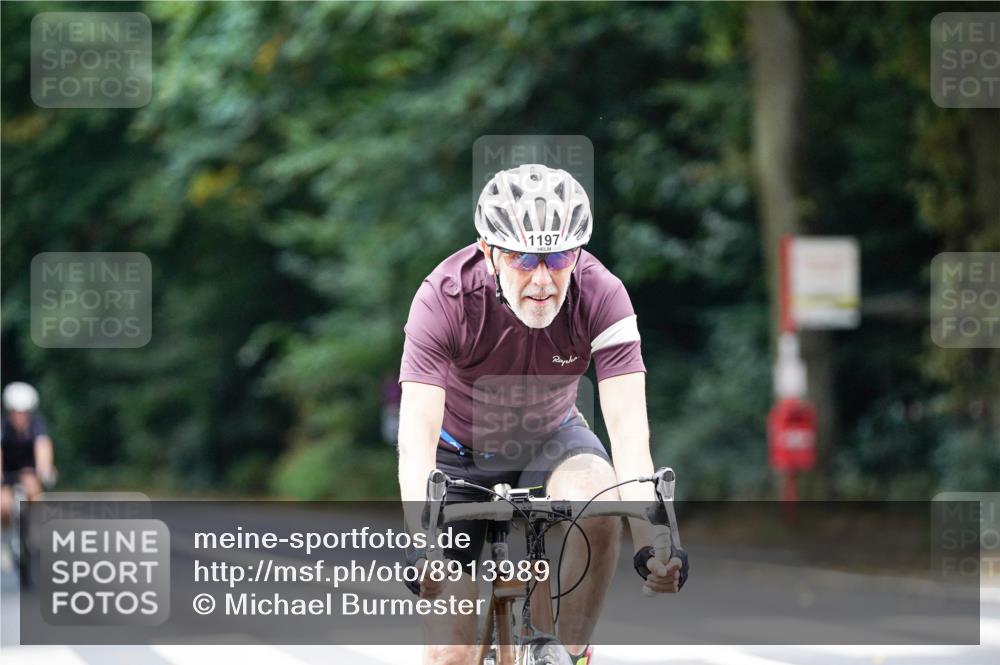 14.09.2025 - Stadtparktriathlon Michael Burmester http://msf.ph/oto/8913989 14.09.2025 12:21:15 Radfahren 1122, 1151, 1168, 1197, 1213, 1258, 1312, 1315 meine-sportfotos.de