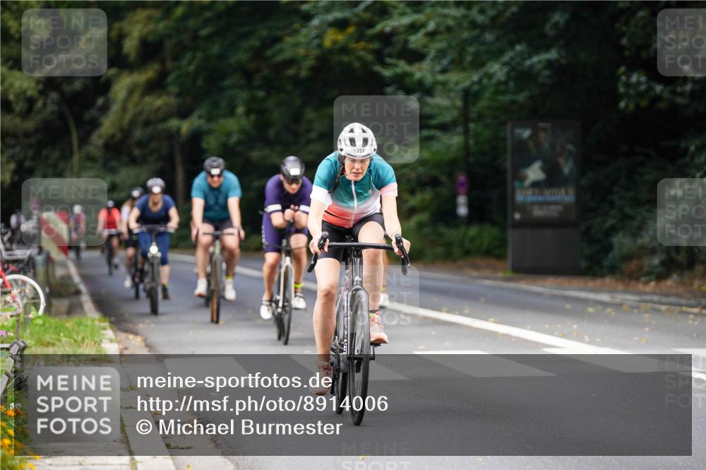 14.09.2025 - Stadtparktriathlon Michael Burmester http://msf.ph/oto/8914006 14.09.2025 12:21:38 Radfahren 1134, 1159, 1174, 1209, 1248, 1257, 1273, 1277, 1288, 1295, 1299 meine-sportfotos.de