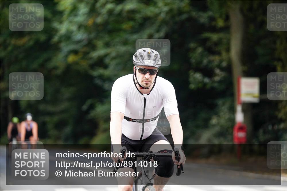 14.09.2025 - Stadtparktriathlon Michael Burmester http://msf.ph/oto/8914018 14.09.2025 12:21:53 Radfahren 1145, 1186, 1237, 1241 meine-sportfotos.de