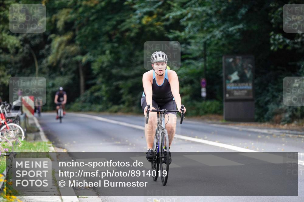 14.09.2025 - Stadtparktriathlon Michael Burmester http://msf.ph/oto/8914019 14.09.2025 12:21:56 Radfahren 1145, 1162, 1186, 1237, 1241 meine-sportfotos.de