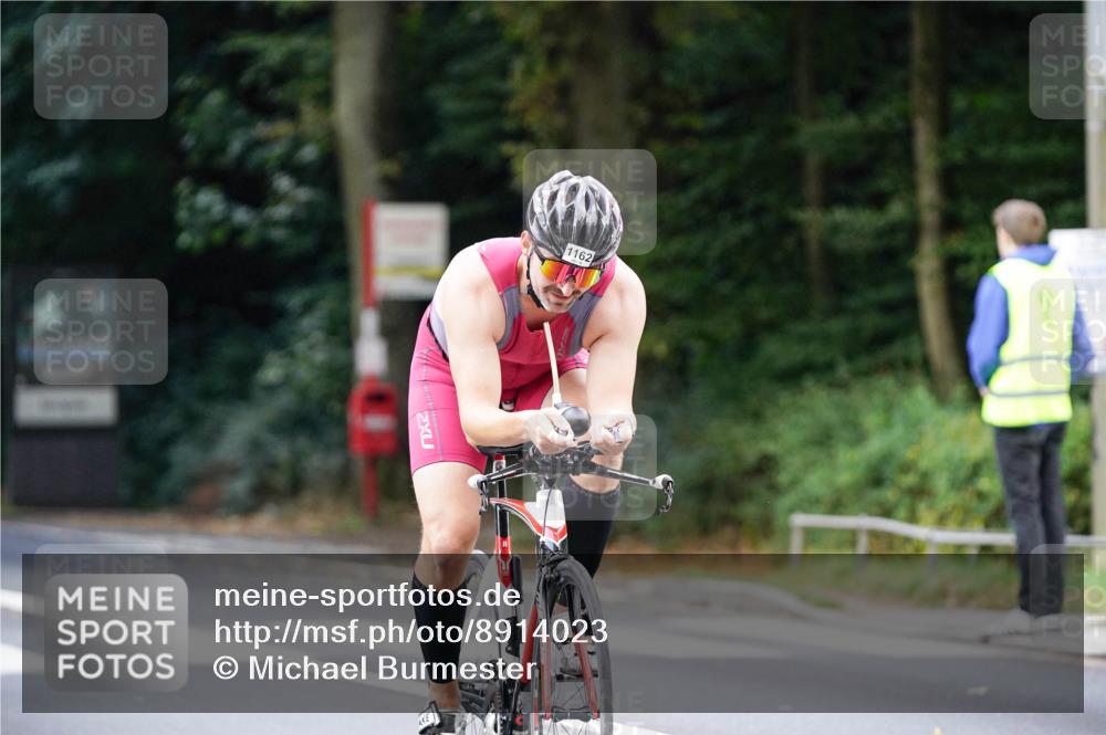 14.09.2025 - Stadtparktriathlon Michael Burmester http://msf.ph/oto/8914023 14.09.2025 12:22:04 Radfahren 1079, 1162, 1180, 1186, 1308 meine-sportfotos.de
