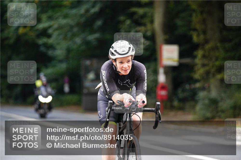 14.09.2025 - Stadtparktriathlon Michael Burmester http://msf.ph/oto/8914035 14.09.2025 12:22:22 Radfahren 1199, 1214, 1251, 1292, 1321 meine-sportfotos.de
