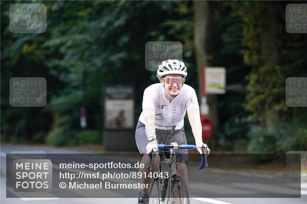 14.09.2025 - Stadtparktriathlon Michael Burmester http://msf.ph/oto/8914043 14.09.2025 12:22:31 Radfahren 1164, 1199, 1222, 1251, 1278, 1290, 1298 meine-sportfotos.de