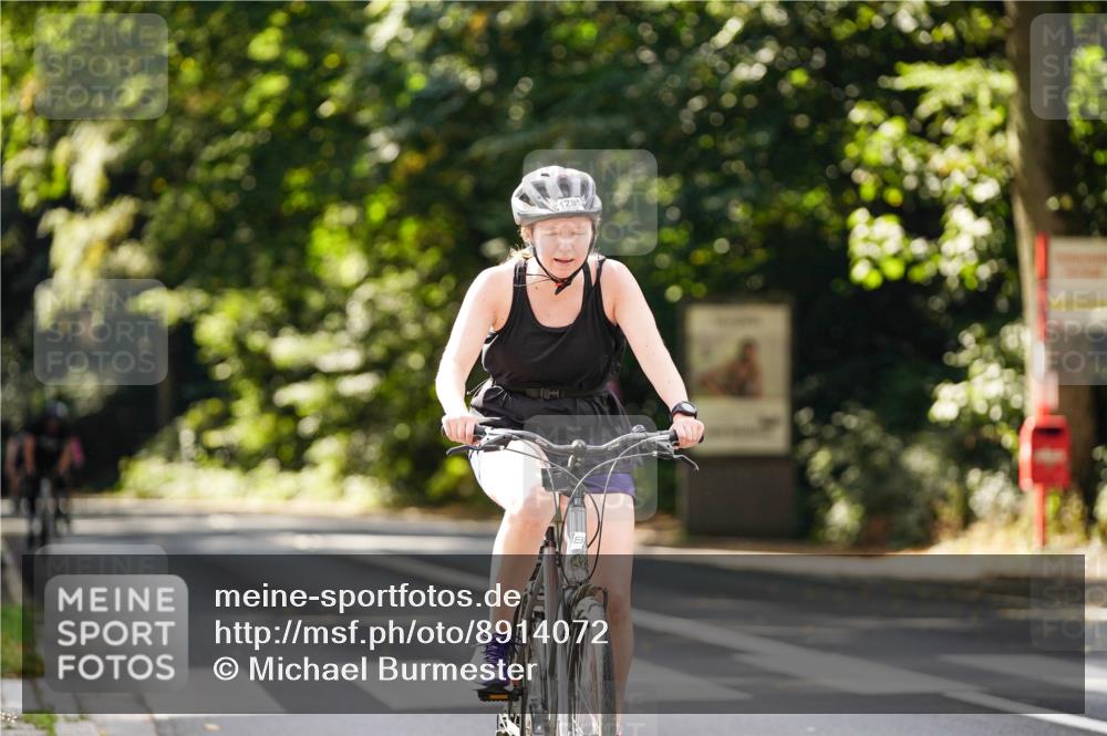 14.09.2025 - Stadtparktriathlon Michael Burmester http://msf.ph/oto/8914072 14.09.2025 12:22:55 Radfahren 1055, 1192, 1228, 1254, 1279, 1285, 1289, 1311 meine-sportfotos.de