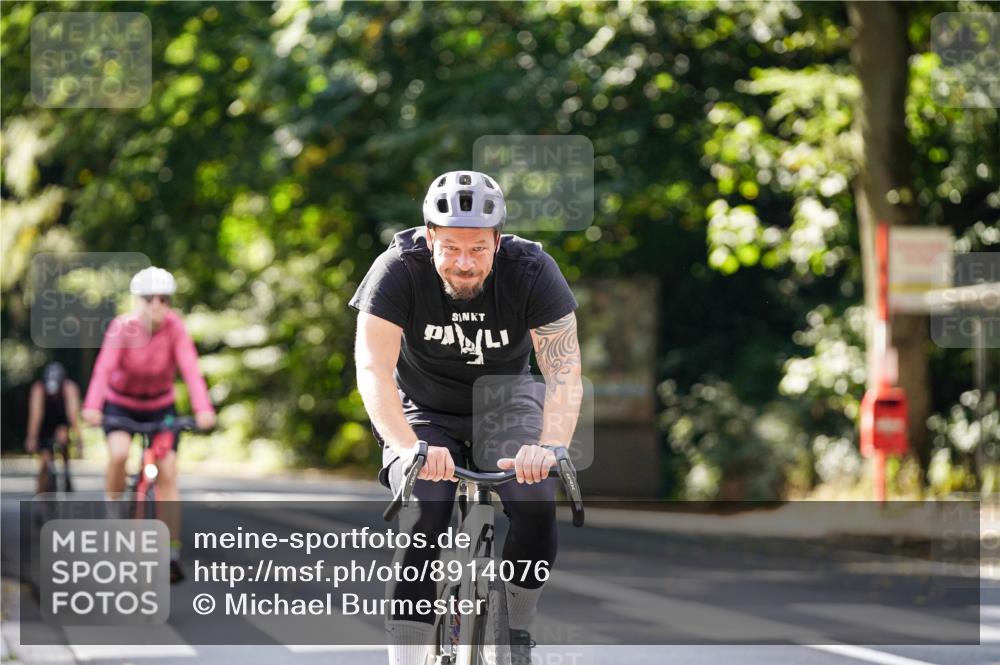 14.09.2025 - Stadtparktriathlon Michael Burmester http://msf.ph/oto/8914076 14.09.2025 12:23:02 Radfahren 1055, 1124, 1236, 1285 meine-sportfotos.de