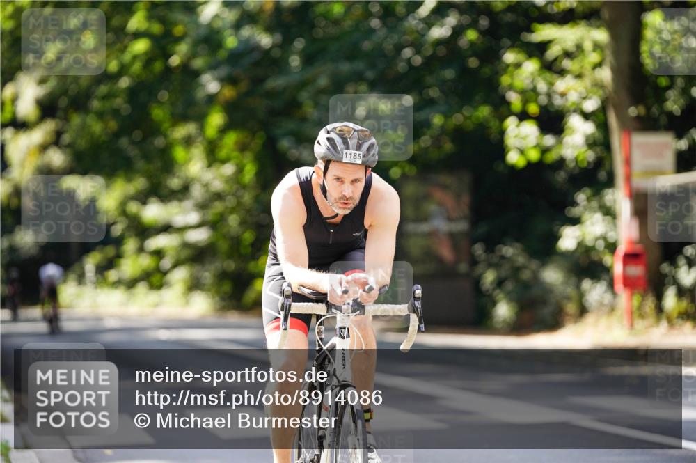 14.09.2025 - Stadtparktriathlon Michael Burmester http://msf.ph/oto/8914086 14.09.2025 12:23:12 Radfahren 1124, 1185, 1219 meine-sportfotos.de