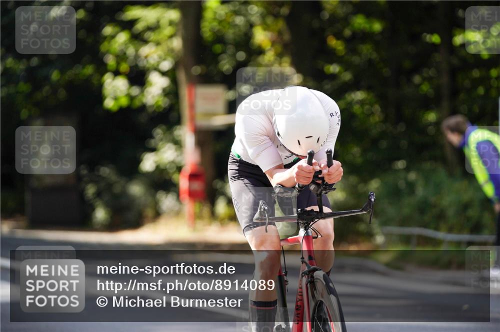 14.09.2025 - Stadtparktriathlon Michael Burmester http://msf.ph/oto/8914089 14.09.2025 12:23:17 Radfahren 1185, 1219, 1294 meine-sportfotos.de