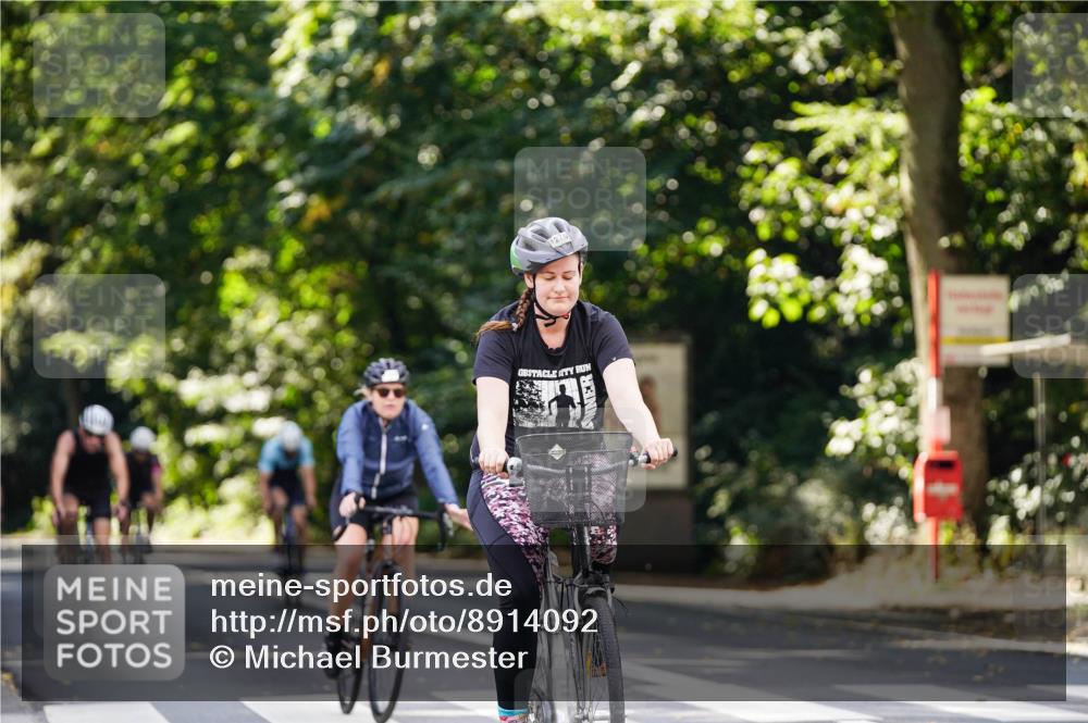 14.09.2025 - Stadtparktriathlon Michael Burmester http://msf.ph/oto/8914092 14.09.2025 12:23:26 Radfahren 1129, 1152, 1172, 1203, 1211, 1231, 1268, 1272, 1275, 1294 meine-sportfotos.de