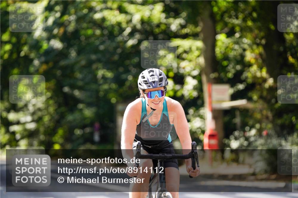 14.09.2025 - Stadtparktriathlon Michael Burmester http://msf.ph/oto/8914112 14.09.2025 12:24:16 Radfahren 1202, 1281, 1301, 1309 meine-sportfotos.de