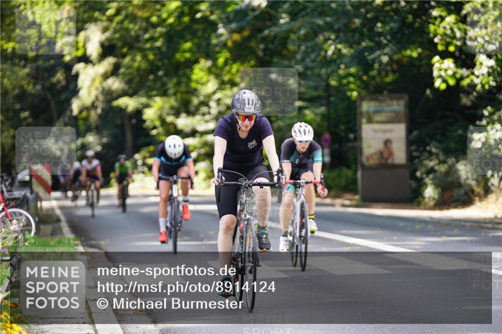 14.09.2025 - Stadtparktriathlon Michael Burmester http://msf.ph/oto/8914124 14.09.2025 12:24:50 Radfahren 1133, 1158, 1205, 1239, 1249, 1261, 1276, 1287, 1317 meine-sportfotos.de