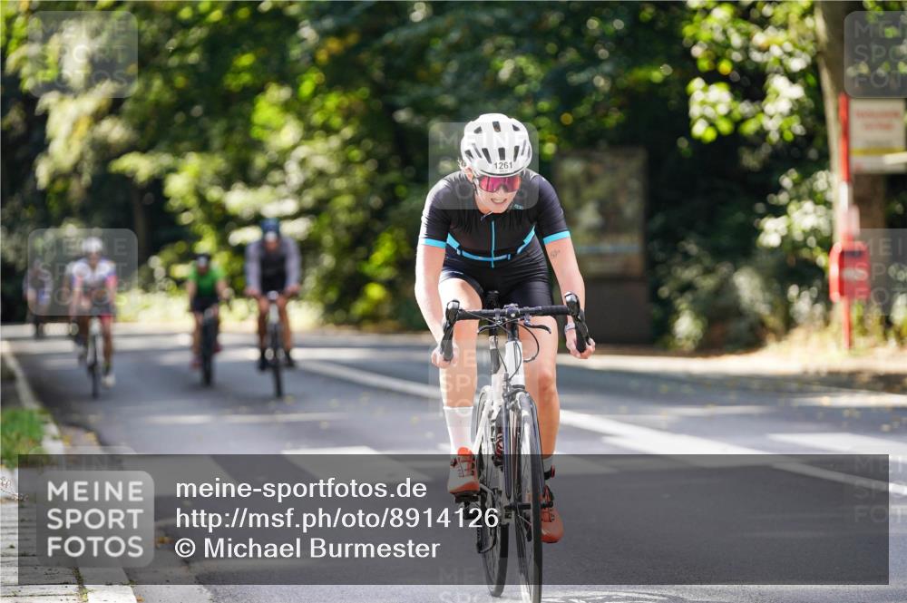 14.09.2025 - Stadtparktriathlon Michael Burmester http://msf.ph/oto/8914126 14.09.2025 12:24:52 Radfahren 1133, 1205, 1239, 1249, 1261, 1276, 1287, 1306, 1317 meine-sportfotos.de