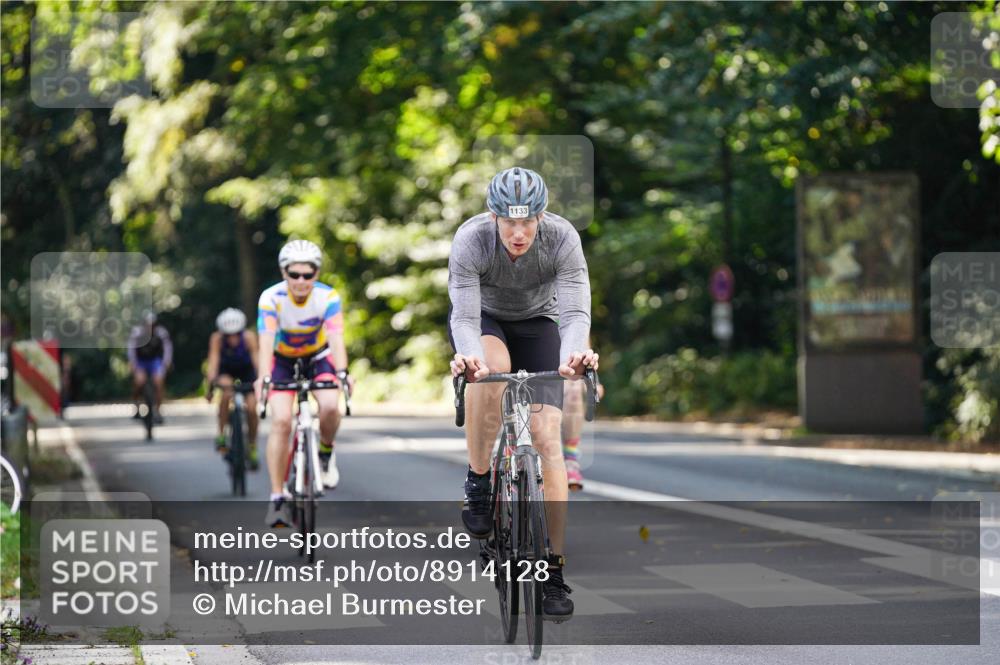 14.09.2025 - Stadtparktriathlon Michael Burmester http://msf.ph/oto/8914128 14.09.2025 12:24:54 Radfahren 1133, 1205, 1239, 1249, 1261, 1276, 1287, 1306, 1317 meine-sportfotos.de