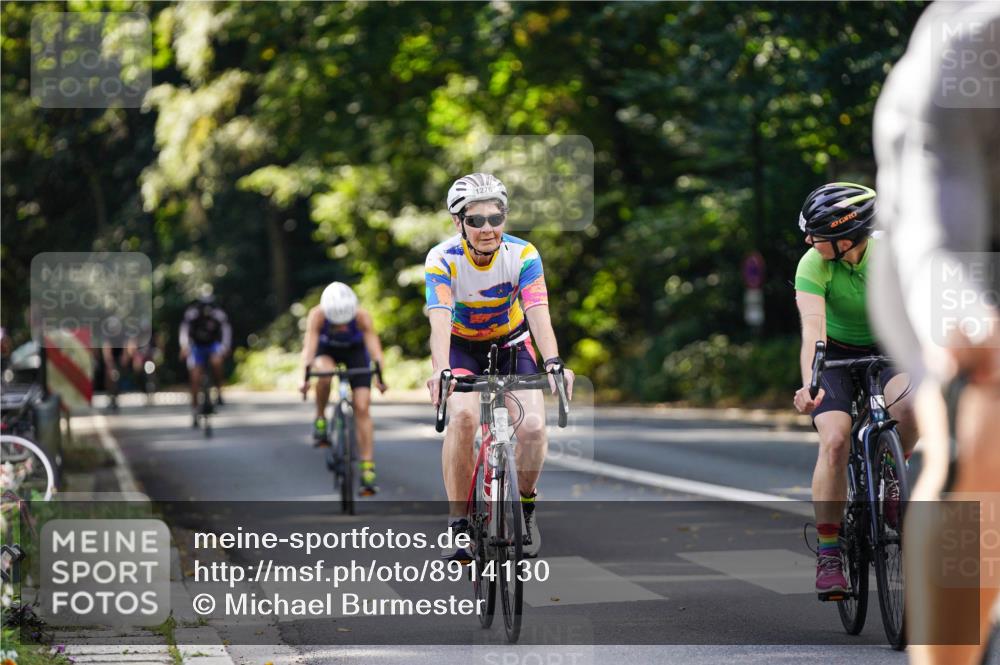 14.09.2025 - Stadtparktriathlon Michael Burmester http://msf.ph/oto/8914130 14.09.2025 12:24:56 Radfahren 1133, 1182, 1205, 1249, 1261, 1276, 1287, 1306, 1317 meine-sportfotos.de